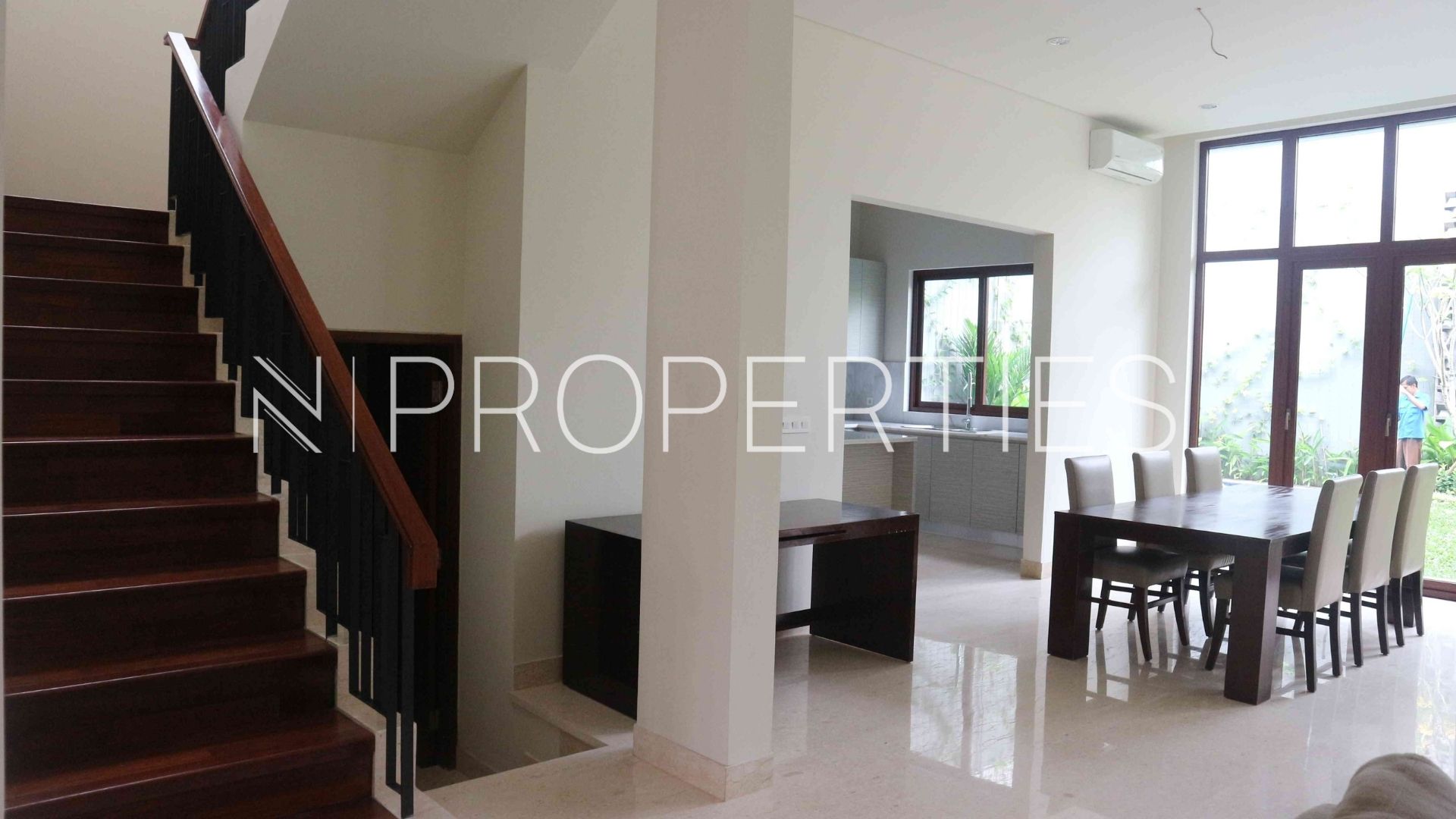 Vasanda Residence Kemang – Luxury 4BR House
