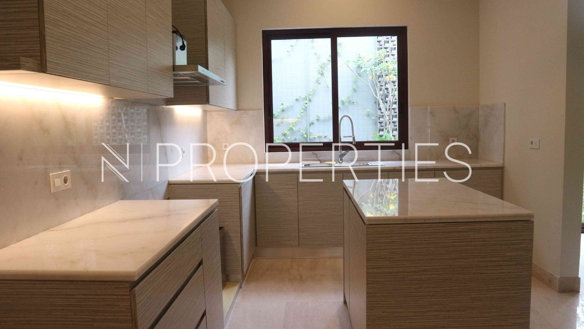 Vasanda Residence Kemang – Luxury 4BR House