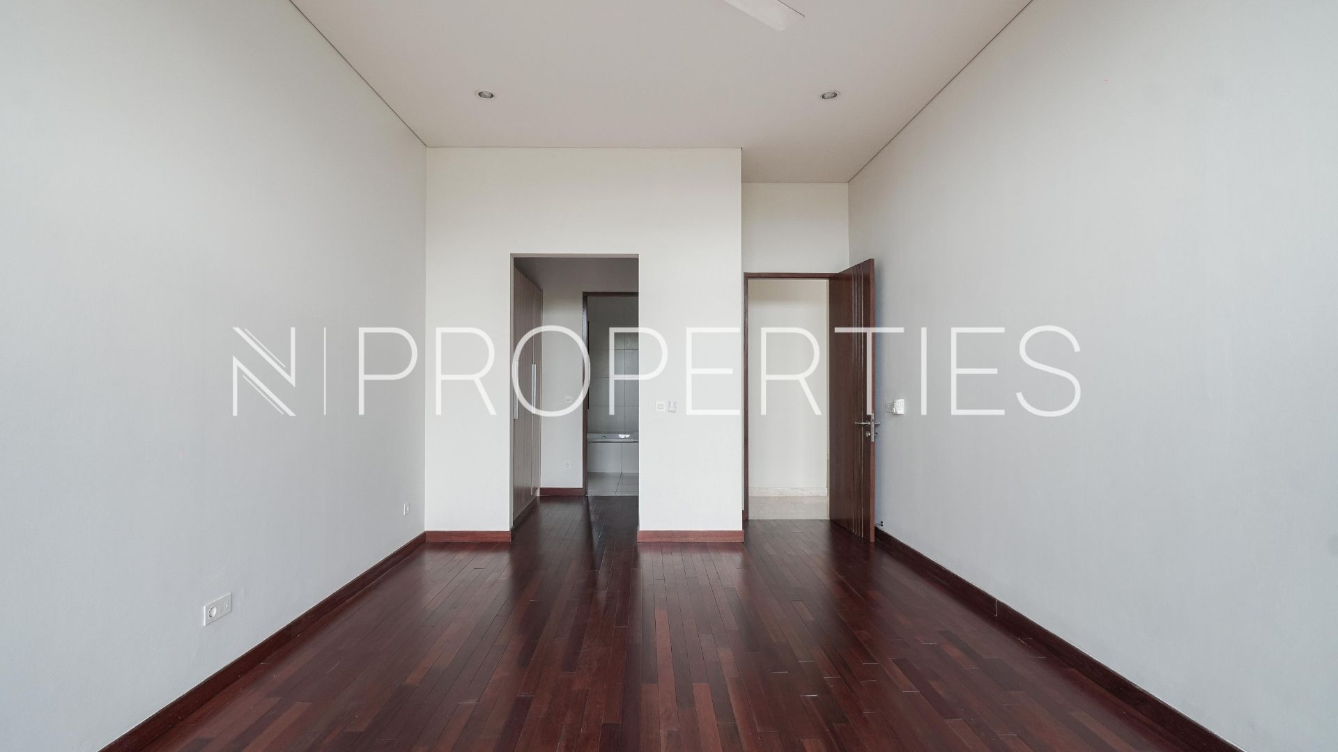 Vasanda Residence Kemang – Practical 4BR House