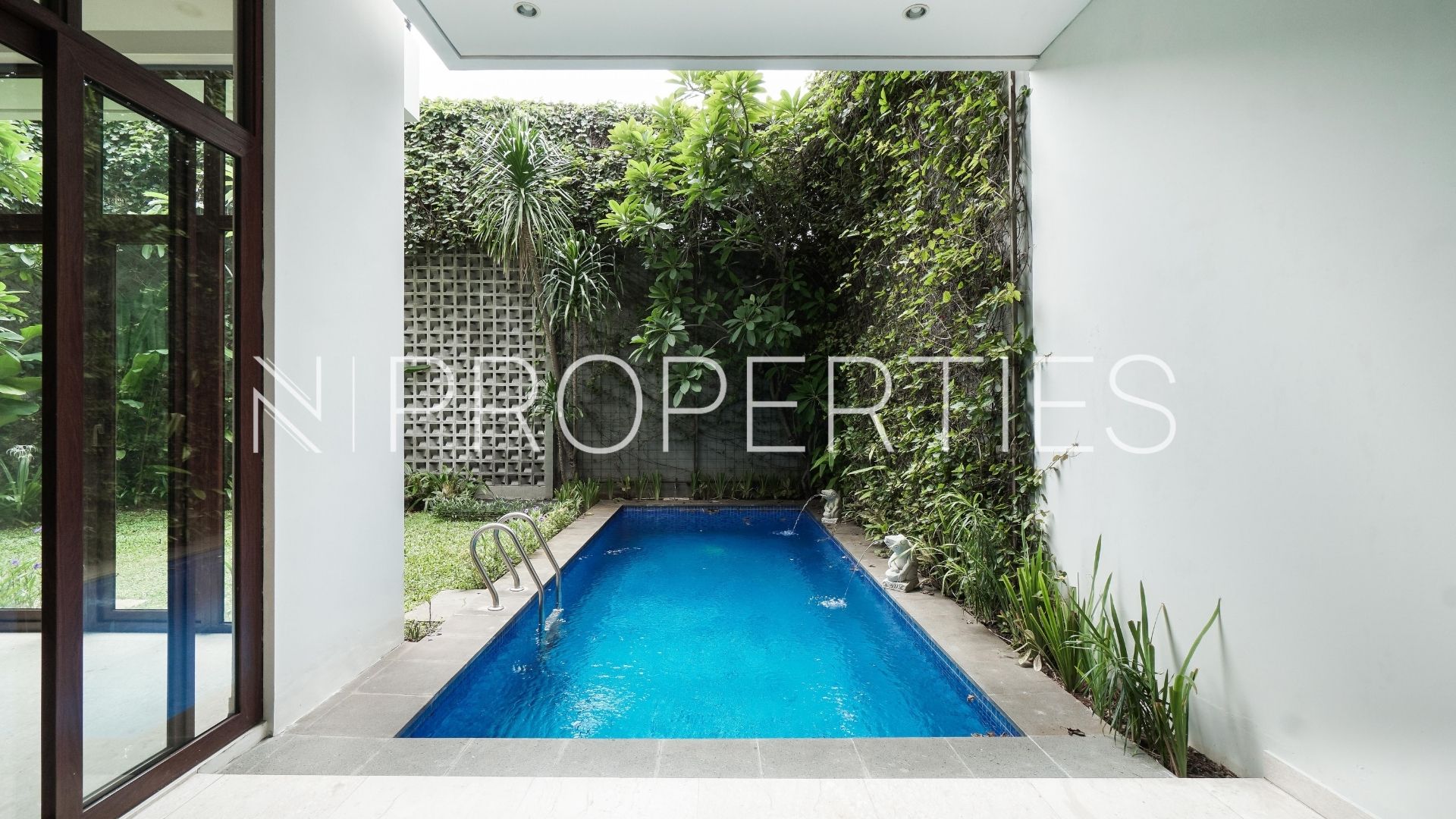 Vasanda Residence Kemang – Practical 4BR House