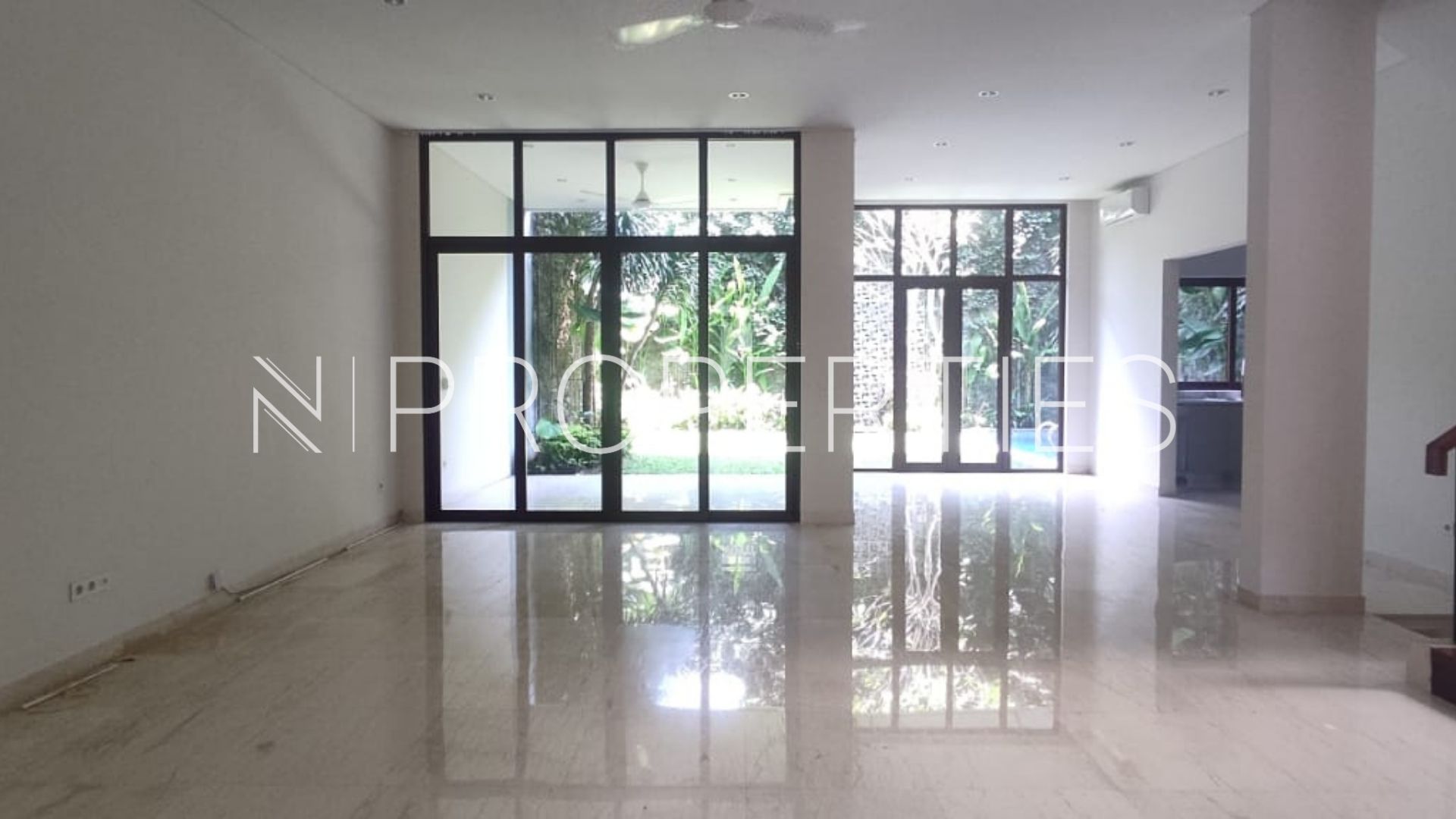Vasanda Residence Kemang – Large 5BR House