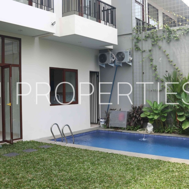 KEMANG SELATAN 1C - NO 2D - Swimmingpool