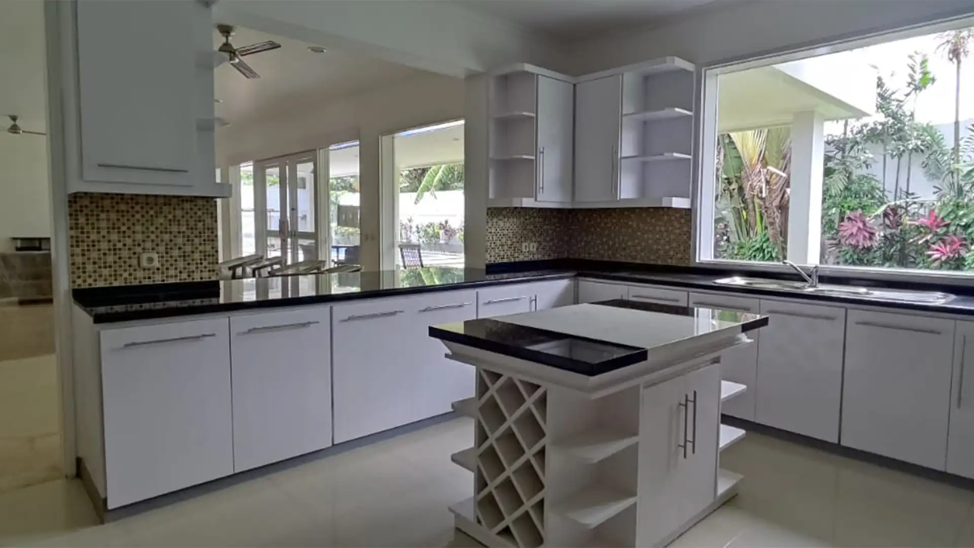 Kemang – Elegant Prime 4BR Family Home