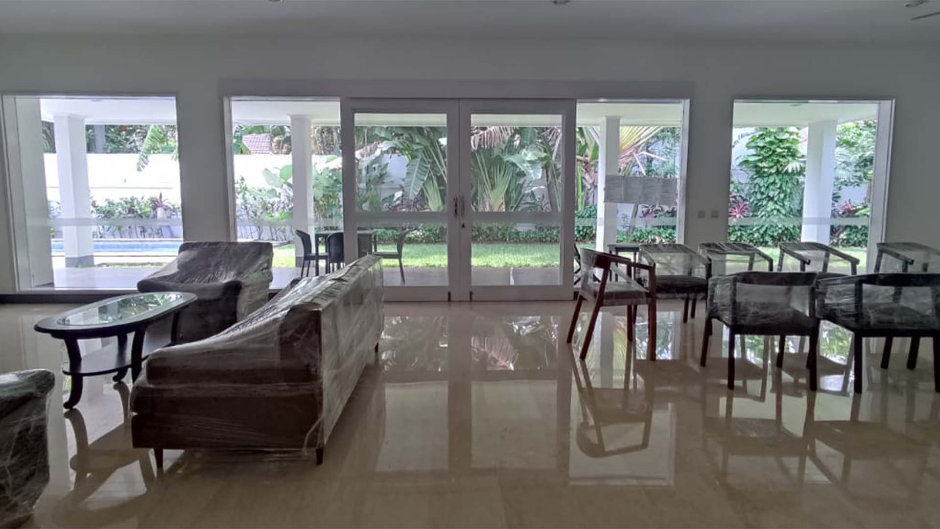 Kemang – Elegant Prime 4BR Family Home
