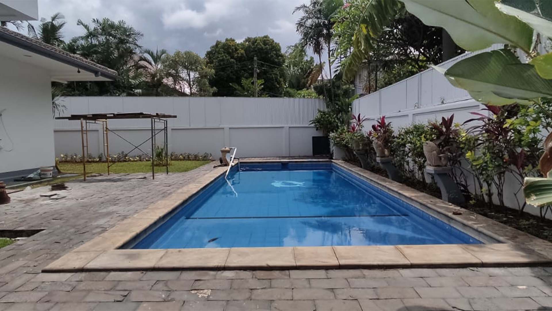 Kemang – Elegant Prime 4BR Family Home