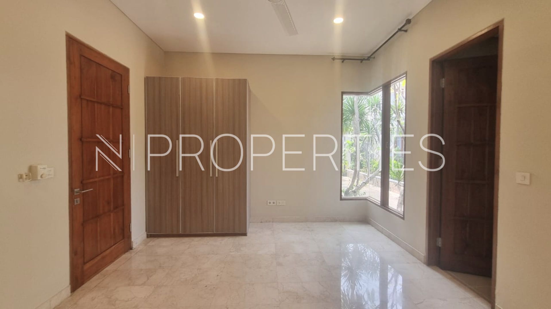 Vishnu Residence Kemang – Premium 4BR Compound