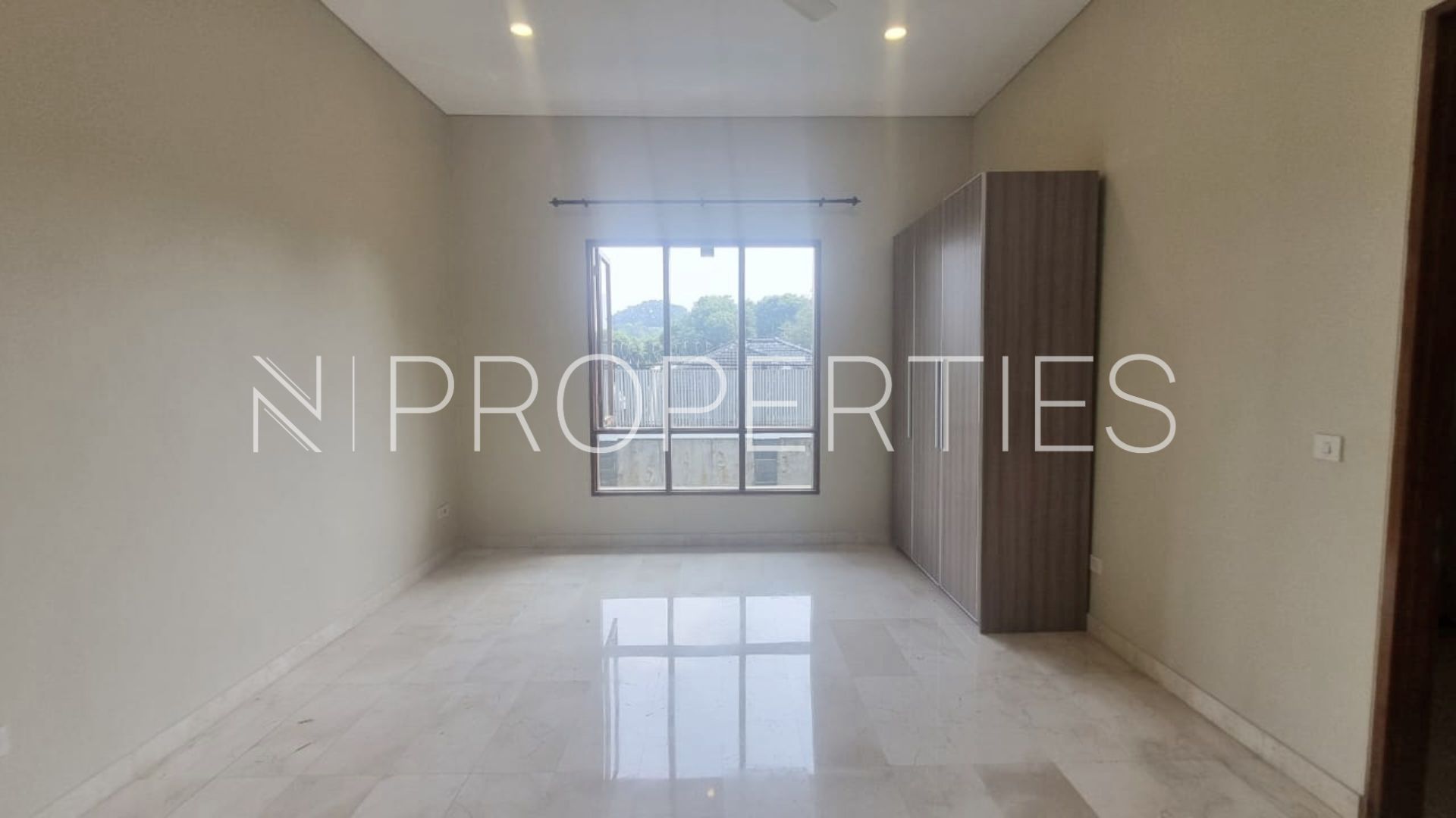 Vishnu Residence Kemang – Premium 4BR Compound