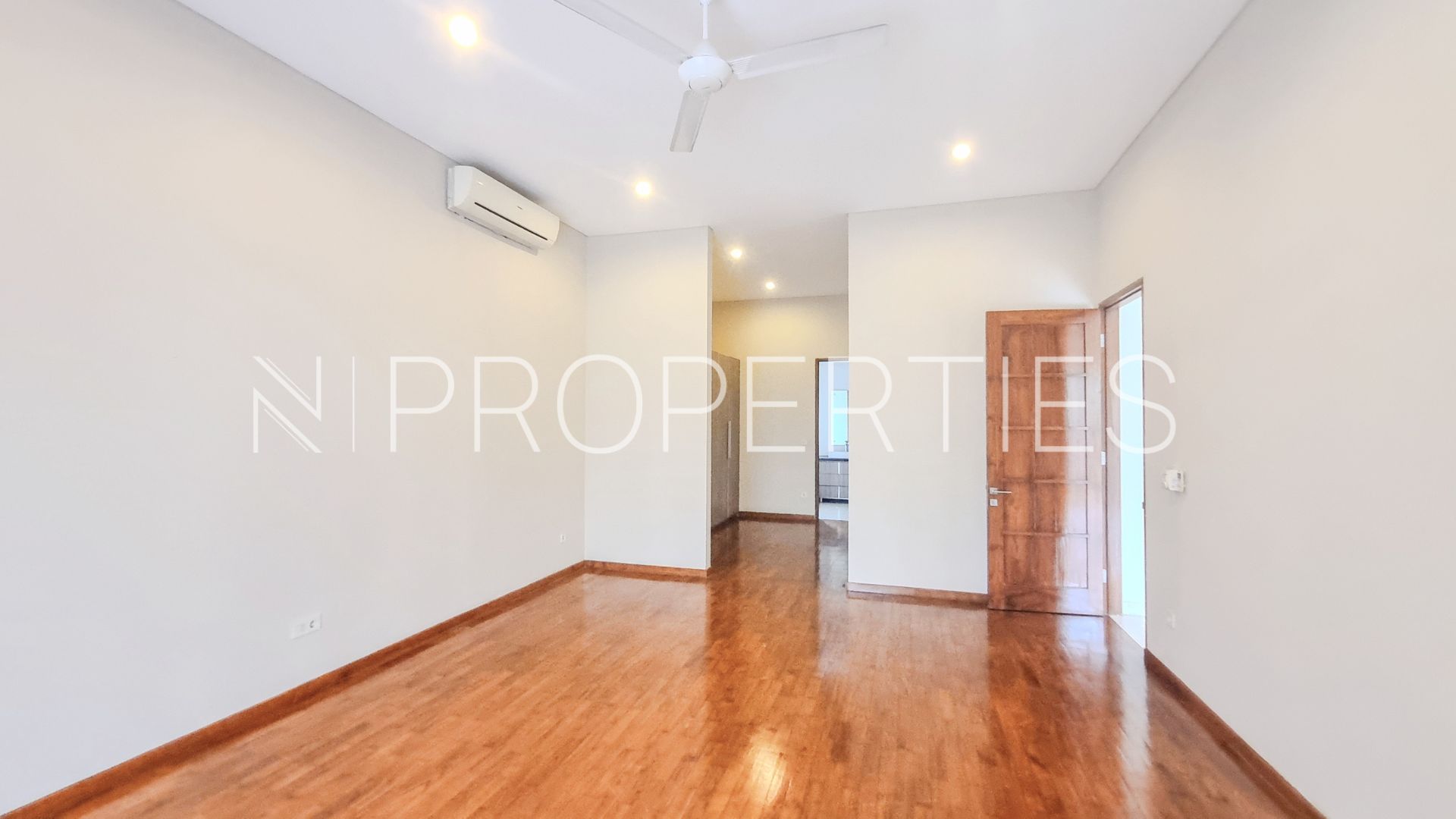 Vishnu Residence Kemang – Well-Proportioned 4BR
