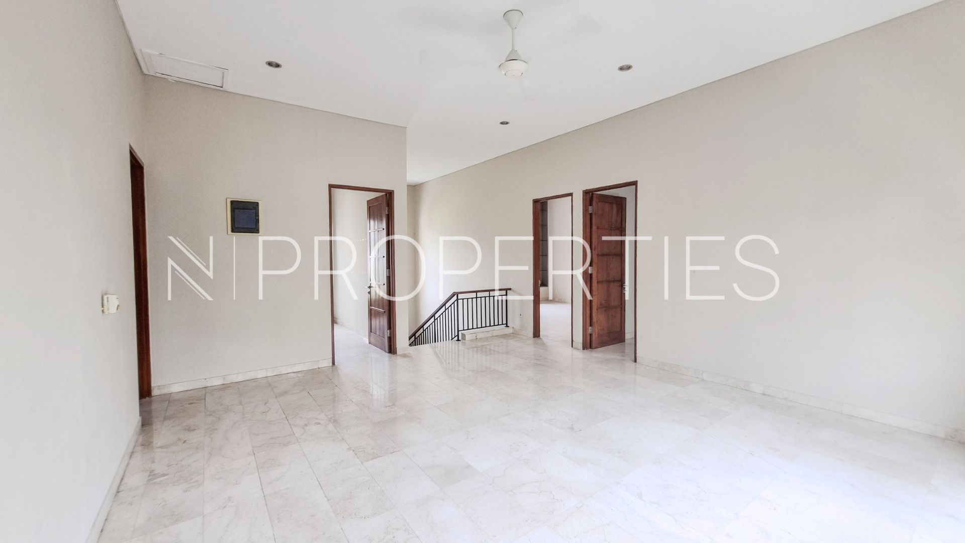 Vishnu Residence Kemang – Well-Proportioned 4BR