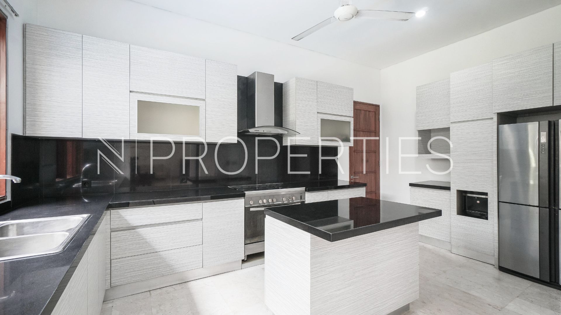 Vishnu Residence Kemang – Functional 4BR House
