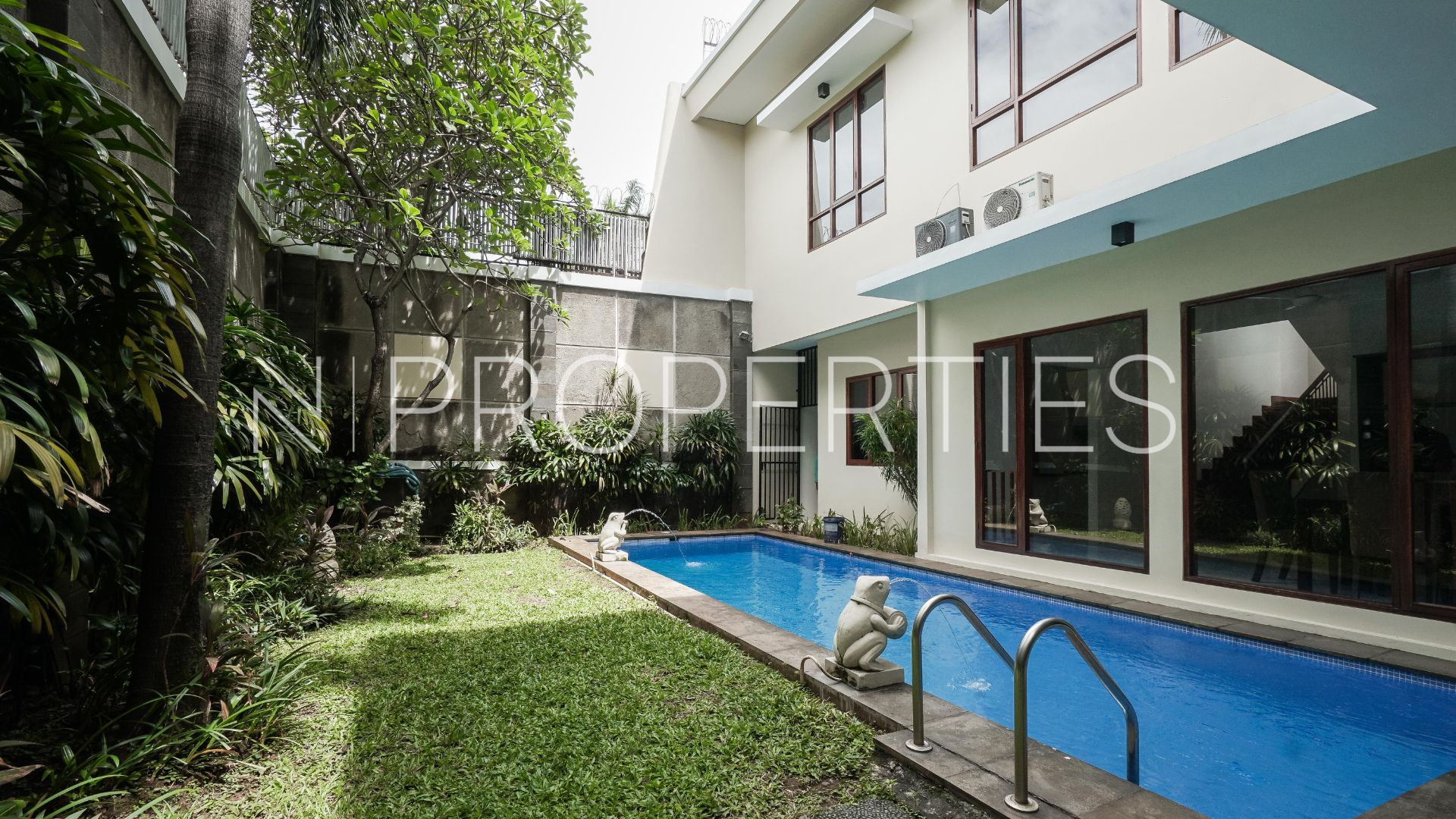 Vishnu Residence Kemang – Functional 4BR House