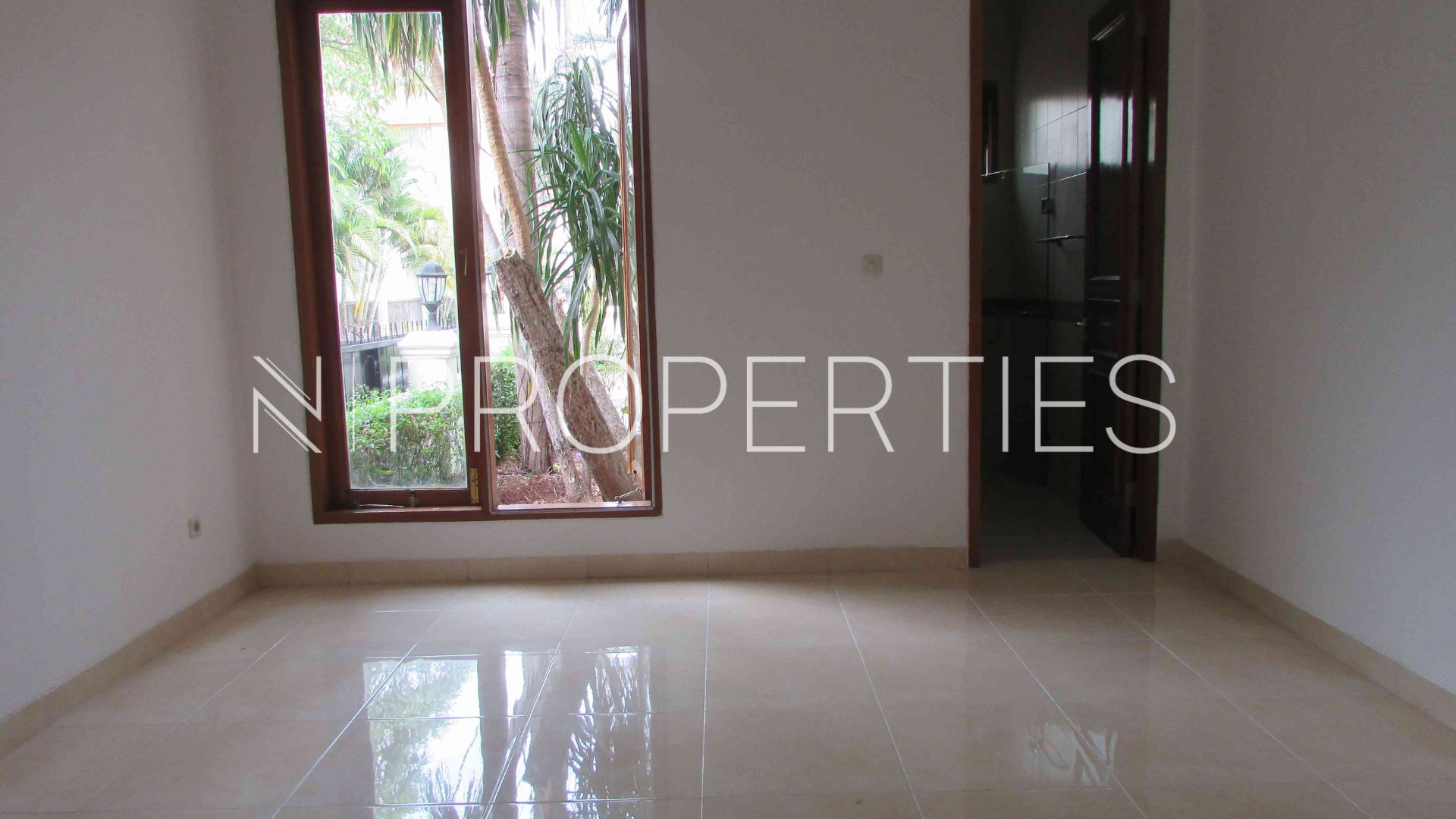 Kemang – Luxury 4BR Residence House