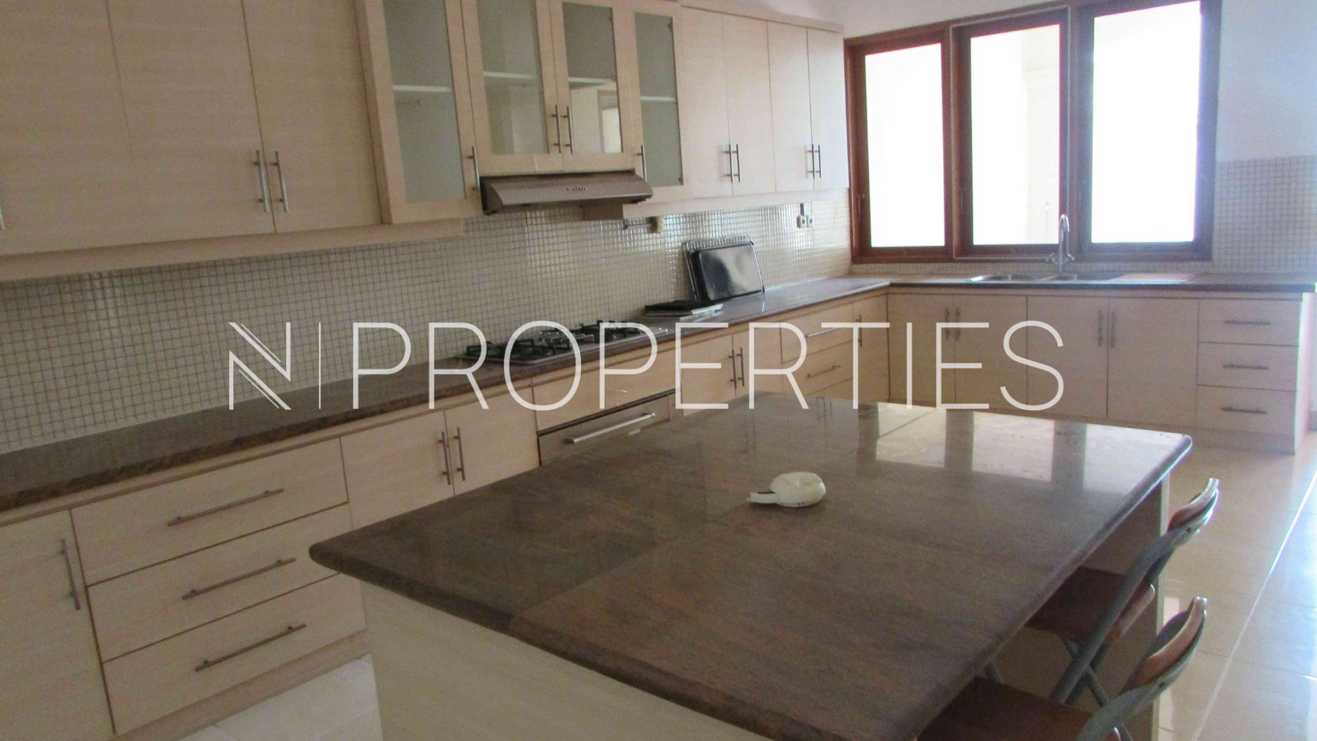 Kemang – Luxury 4BR Residence House