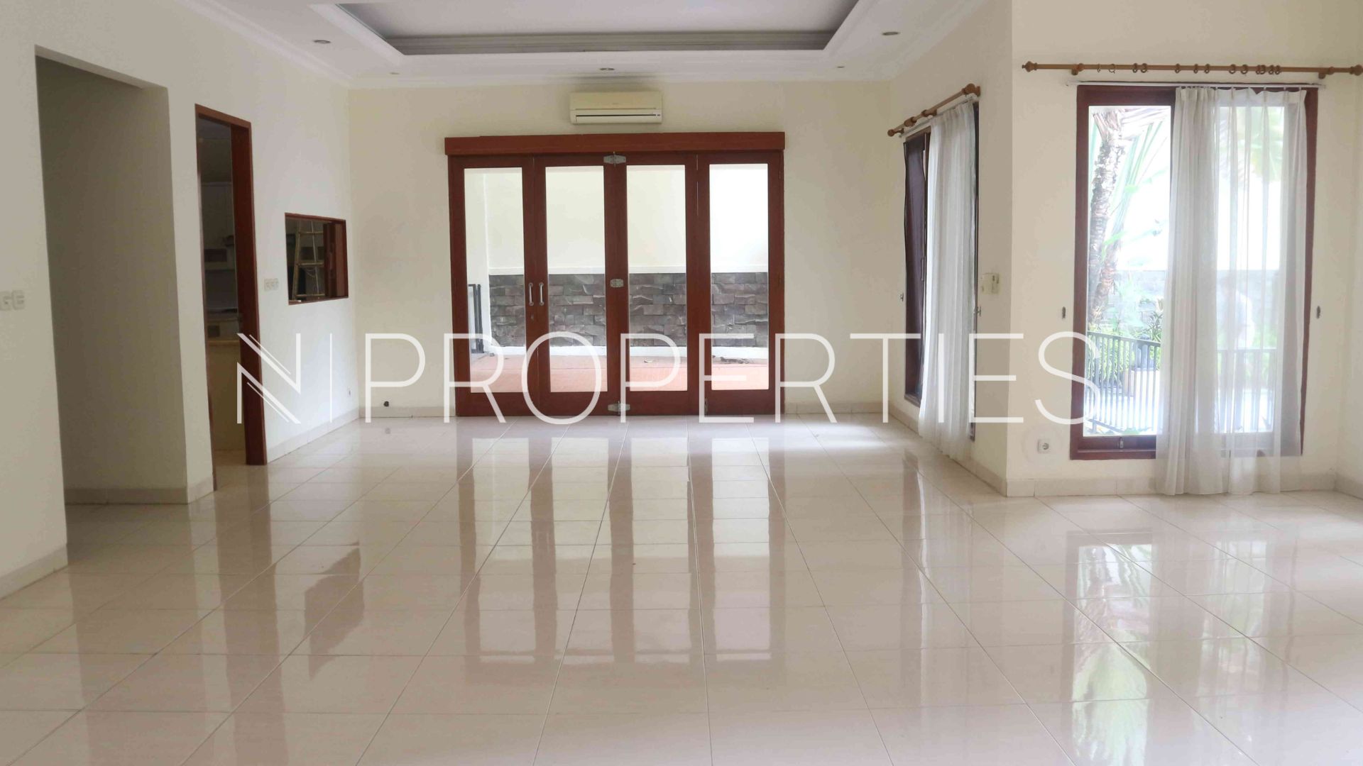Modern Stylish 4BR Home at Kemang