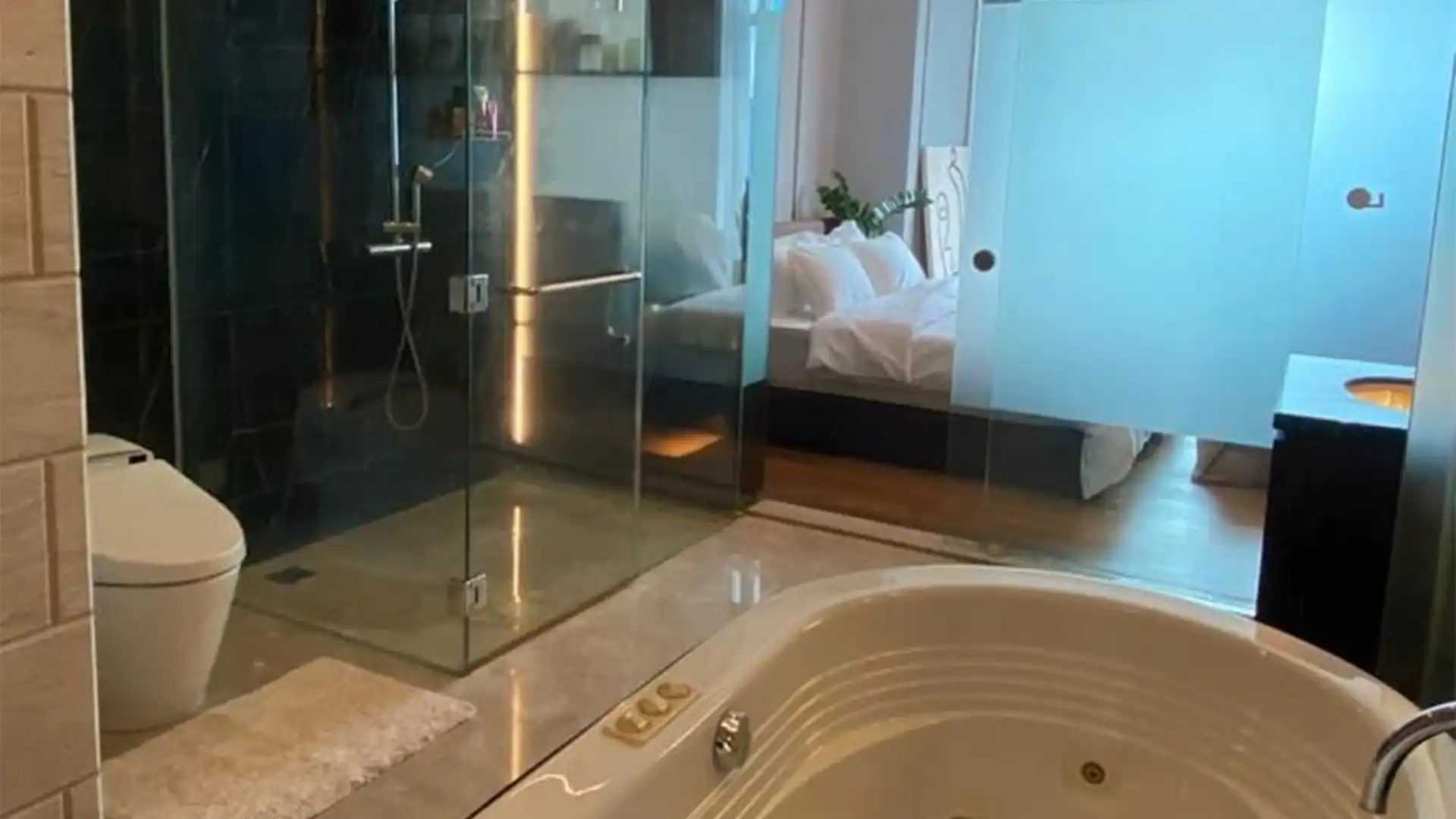Expansive 2BR at Kempinski Private Residence