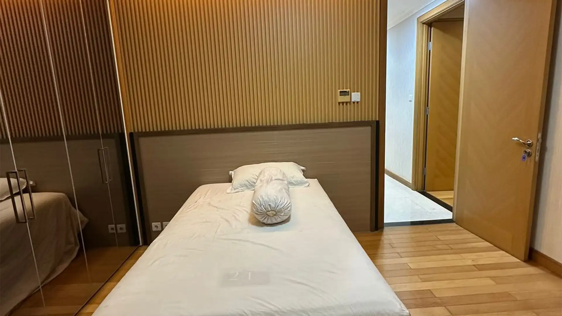 KEMPI-2BR-BEDROOM 2 ANGLE 2 Kempinski Private Residence – Well-Designed 2BR