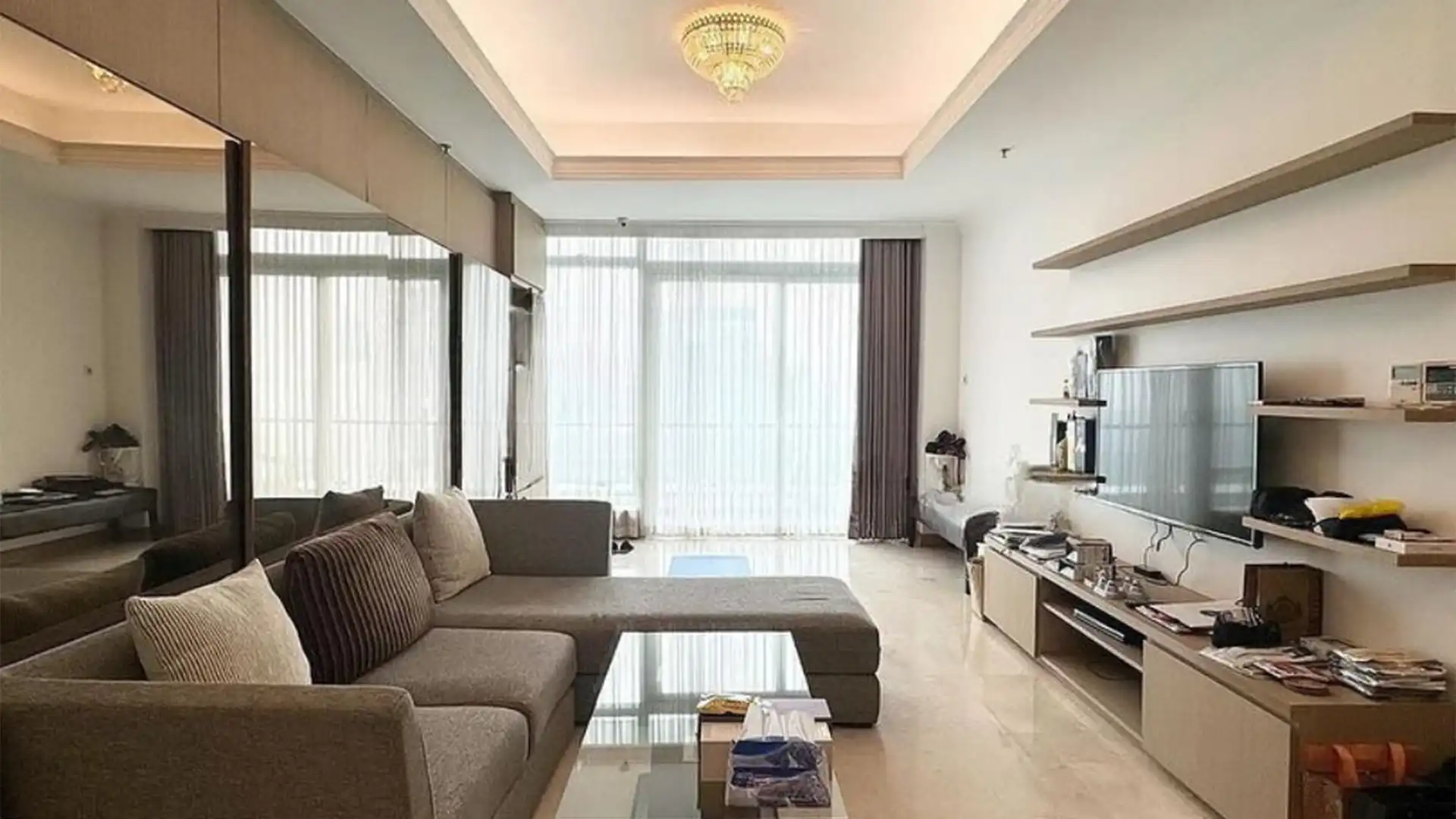 KEMPI-2BR-LIVING AREA