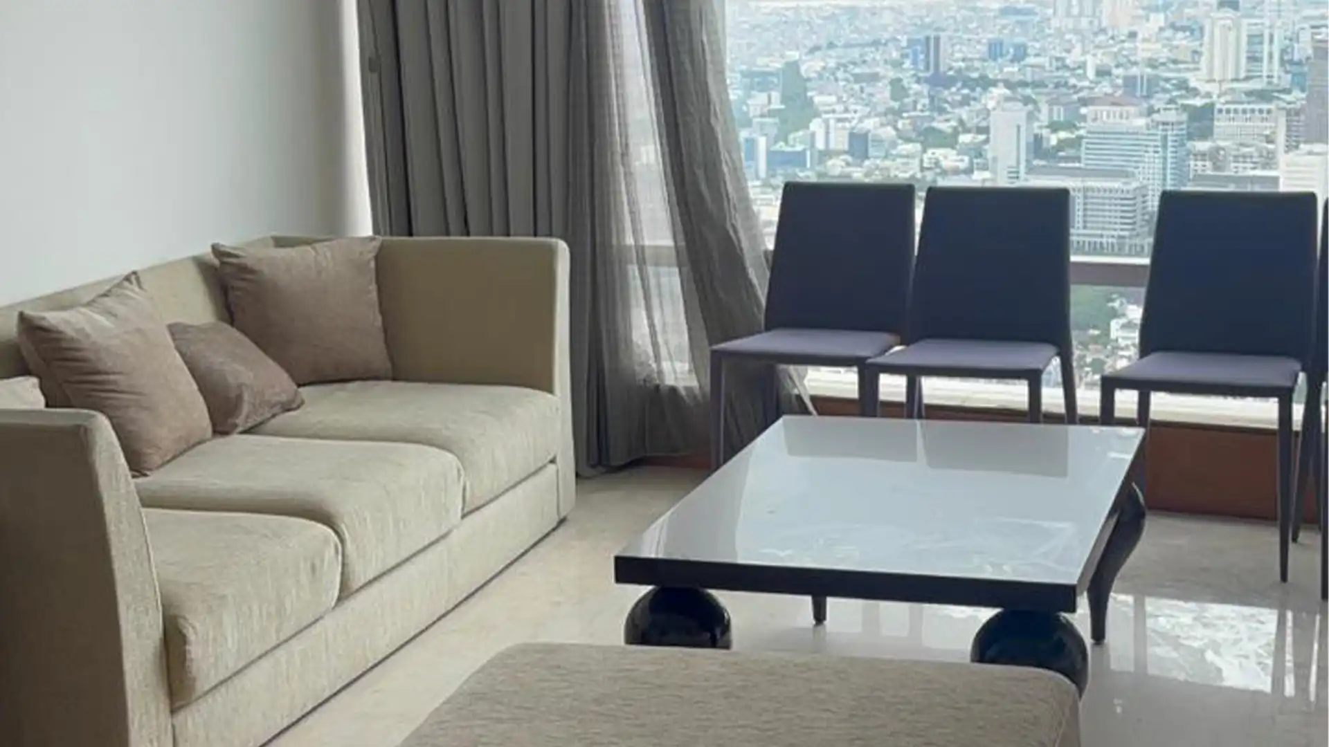 KEMPI-2BR-LIVING AREA