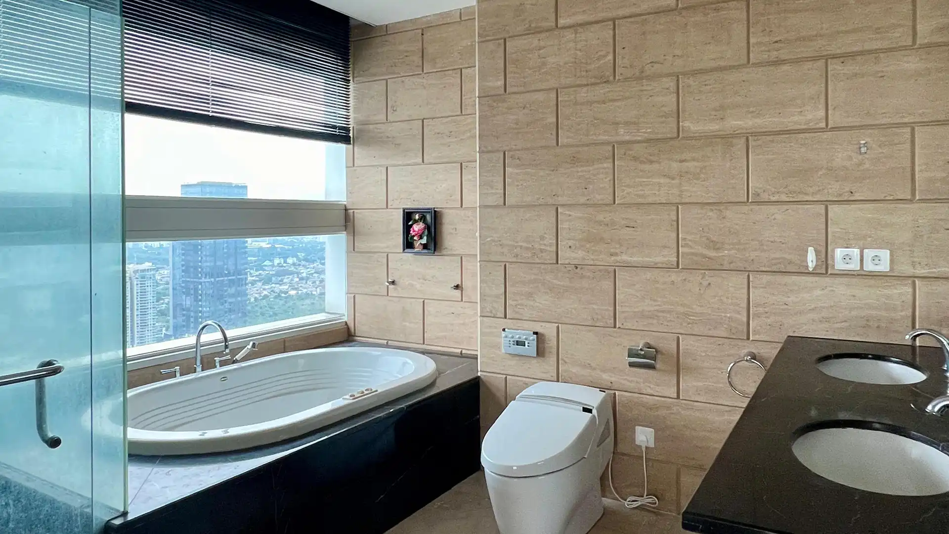Kempinski Private Residence – Large 3BR