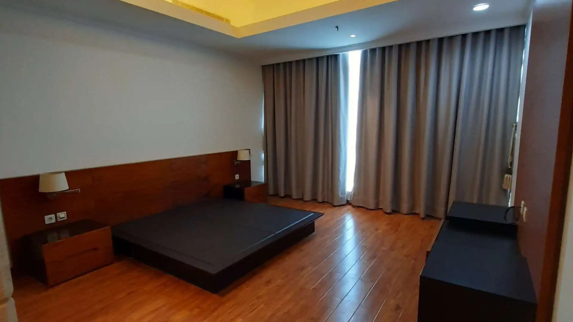 Grand-Scale Kempinski Private Residence 3BR Living in Central Jakarta