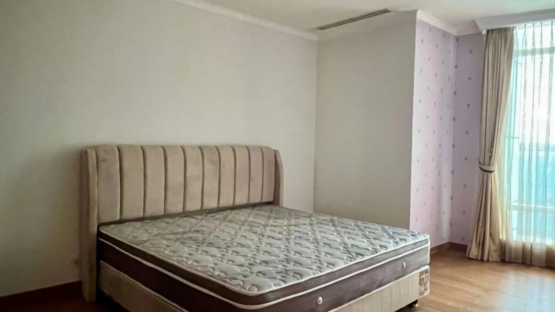Kempinski Private Residence Large-Scale 3BR Living at Bundaran HI