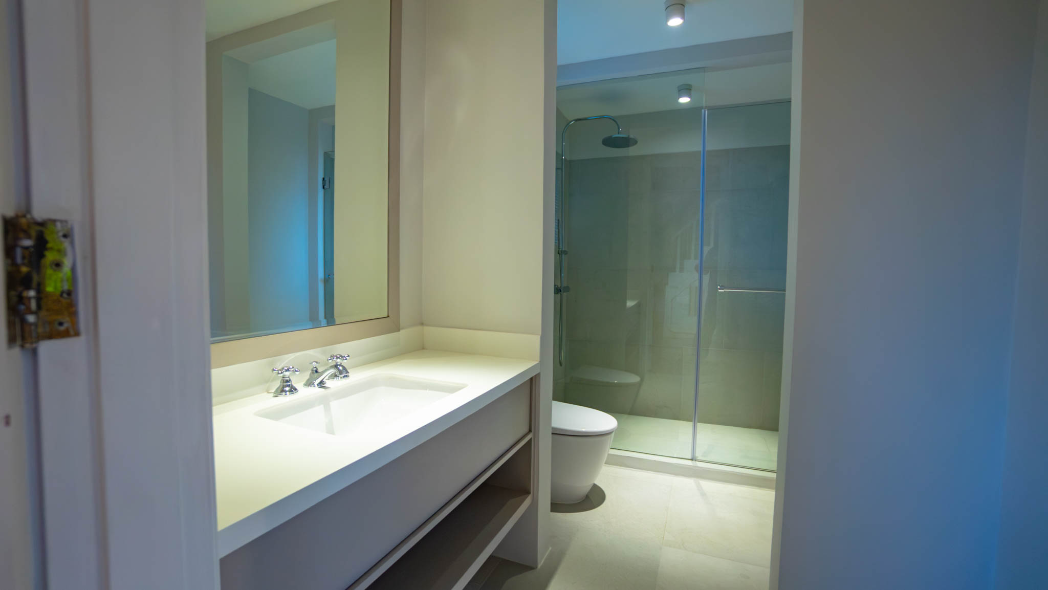 Large-Scale 5BR House at Kemang