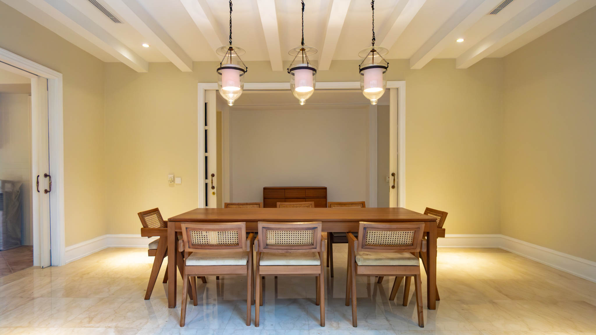 Large-Scale 5BR House at Kemang