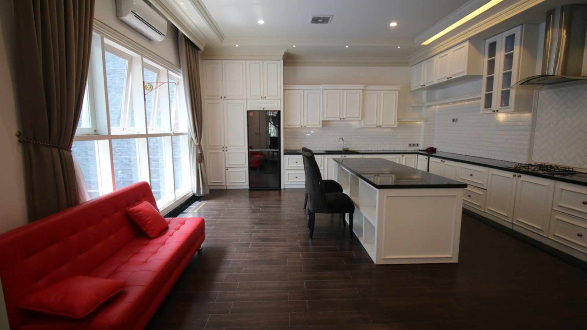 Kuningan-5BR-Kitchen Area Estate-Scale 5BR Residence at Kuningan