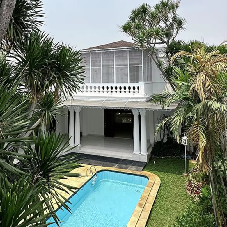 LEMBANG NO.40-5BR-Backyard & Swimming Pool