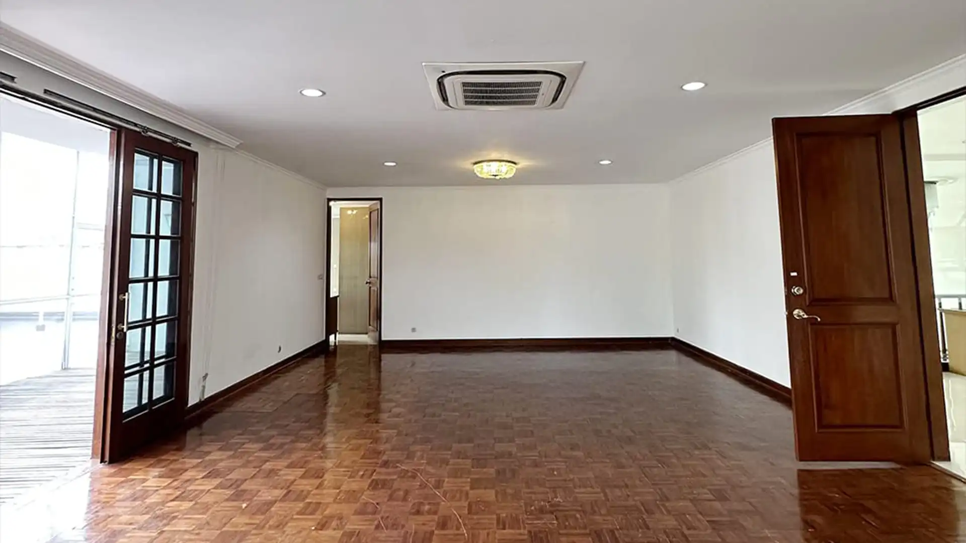 Exclusive 5BR House at Menteng