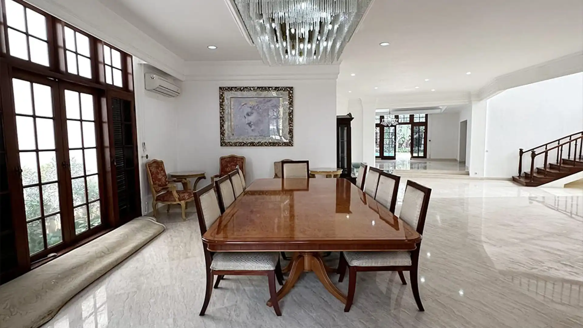 Exclusive 5BR House at Menteng