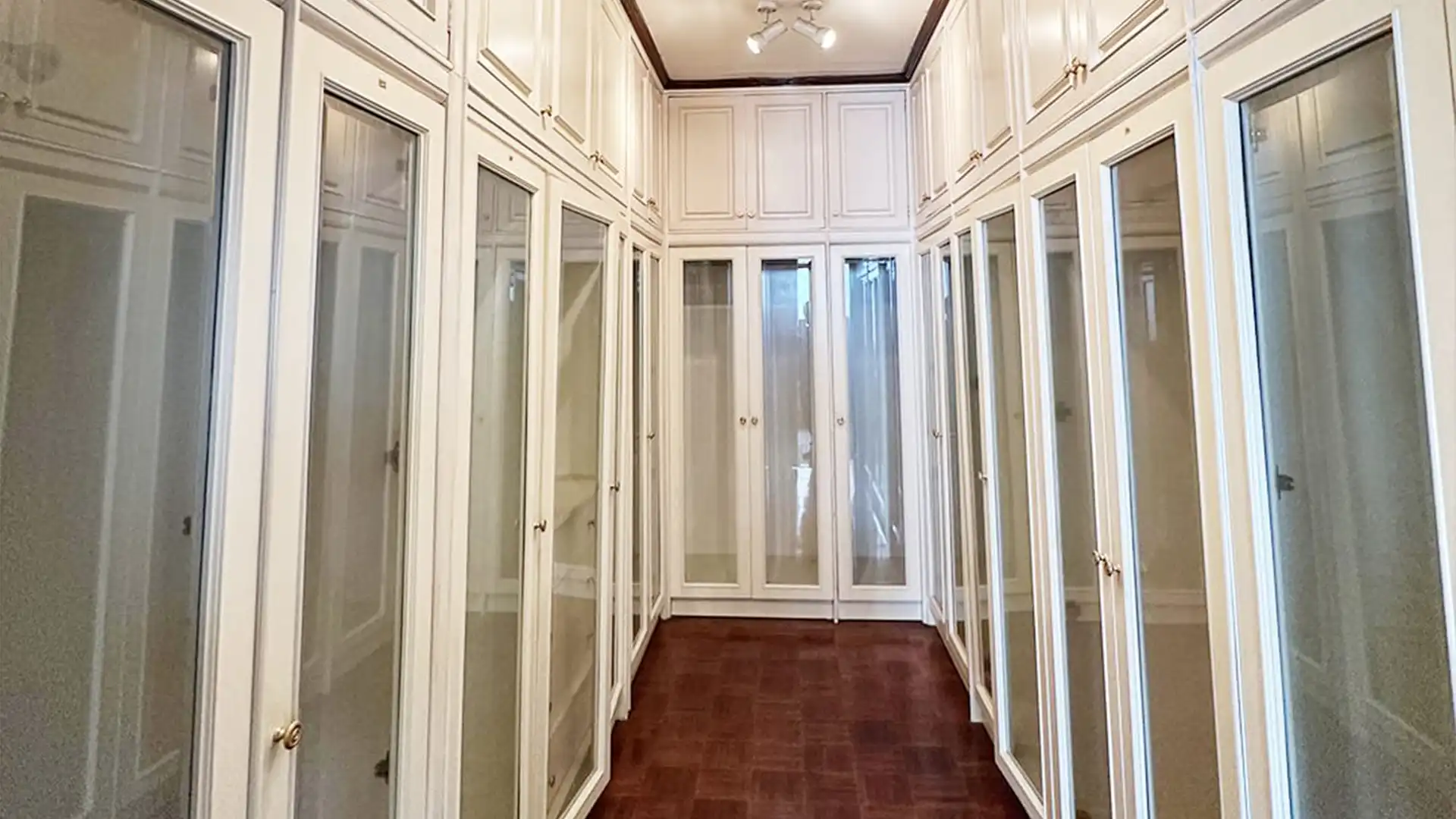Exclusive 5BR House at Menteng
