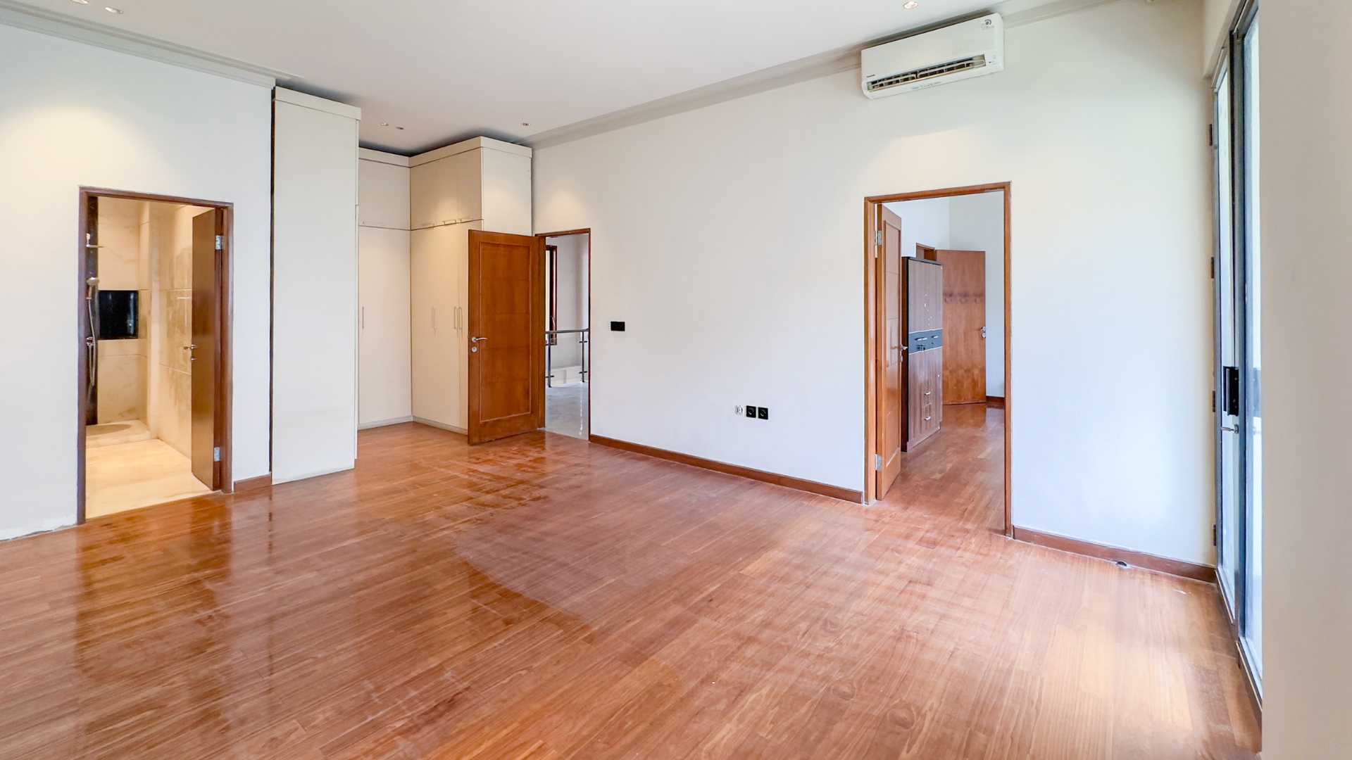 MENTENG-3BR-Bedroom 2 (3) Well-Balanced 3BR House at Menteng