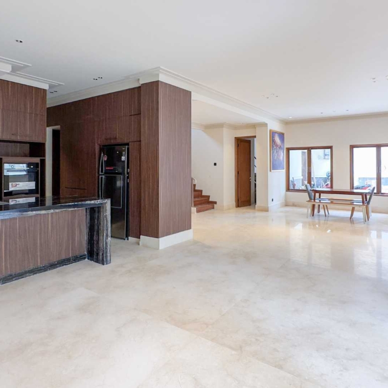 MENTENG-3BR-Kitchen Area Wide