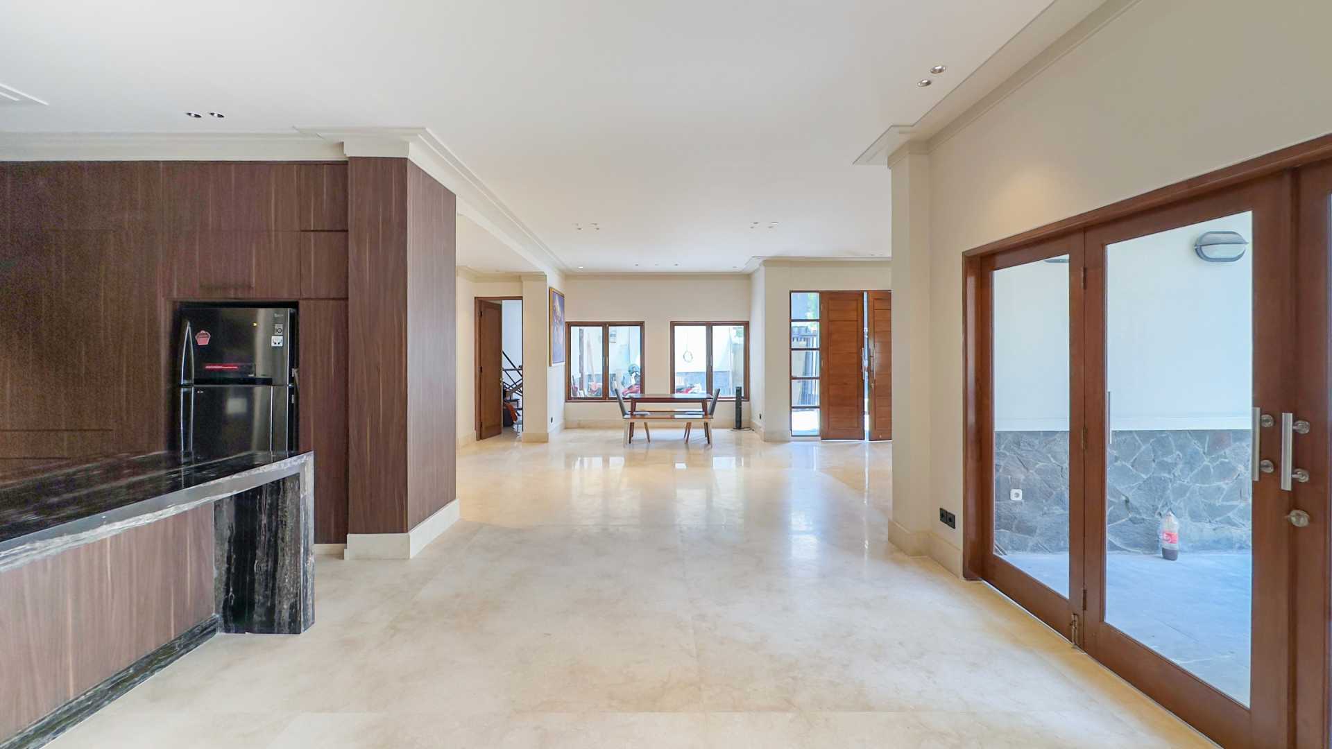 MENTENG-3BR-Kitchen Area to Living Area Well-Balanced 3BR House at Menteng