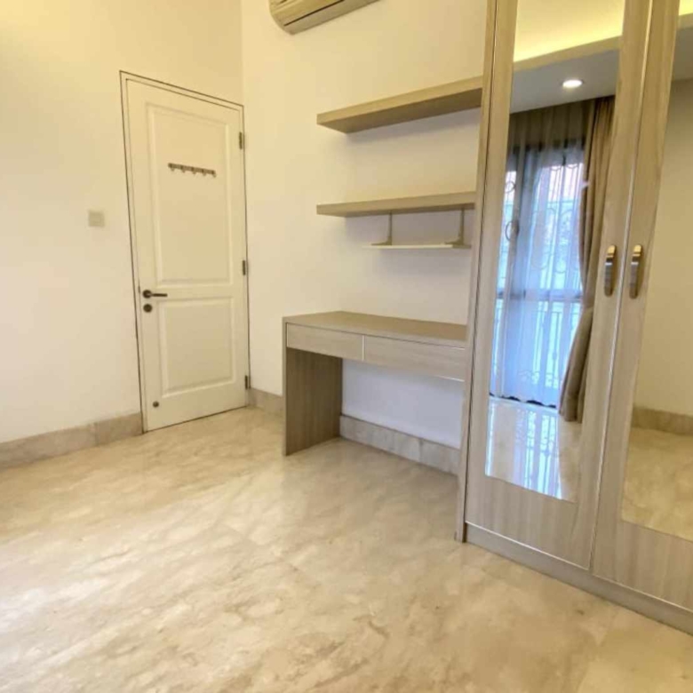 Menteng-4BR-Bedroom 1