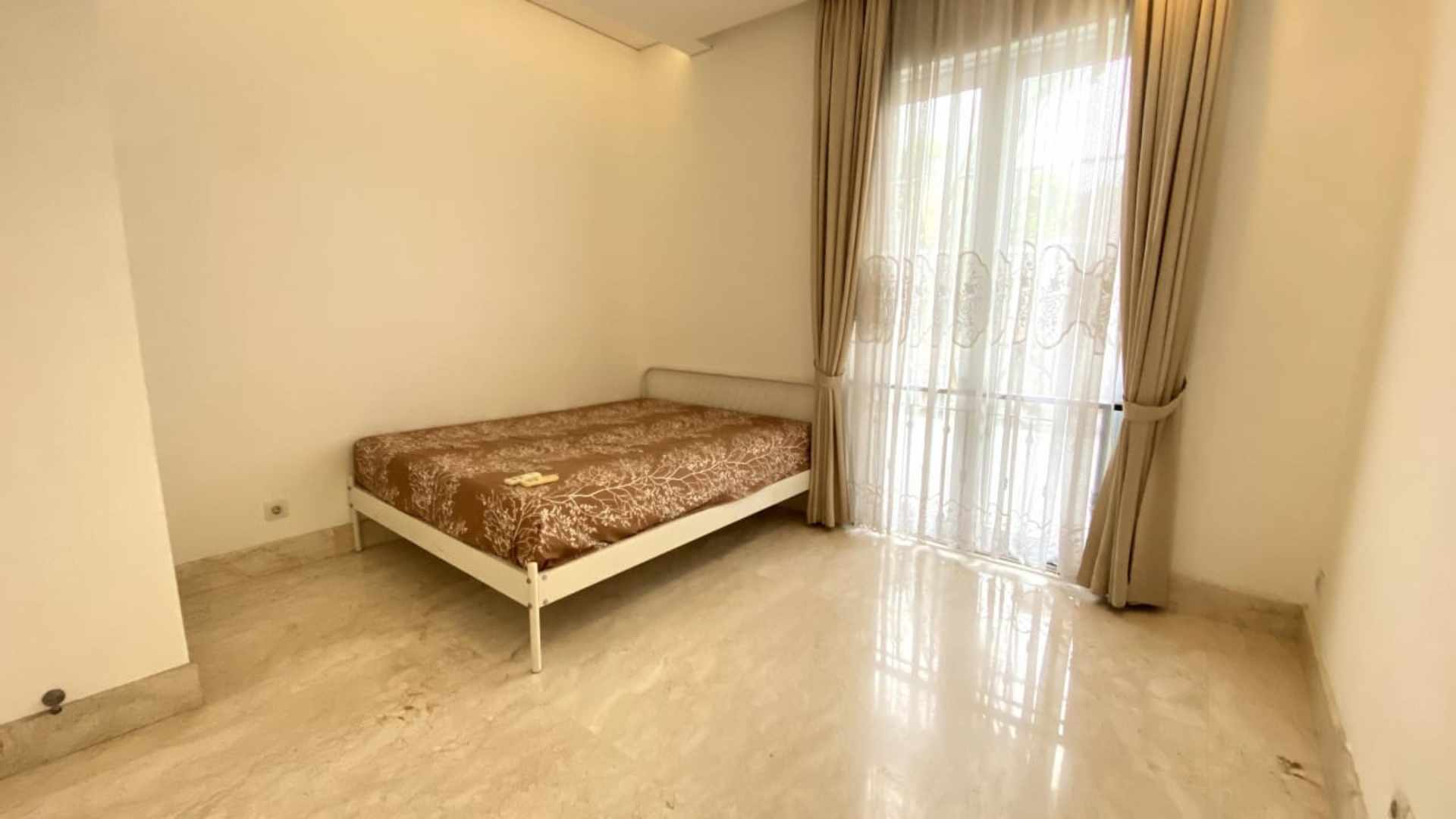 Menteng-4BR-Bedroom 2 Well-Proportioned 4BR House at Menteng