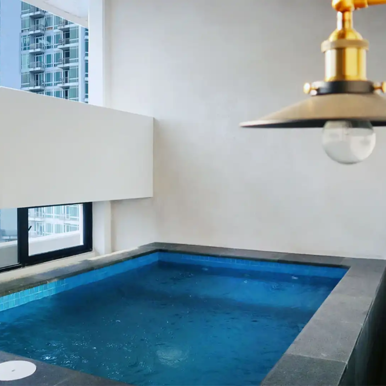 OAKWOOD-1BR-SWIMMING POOL