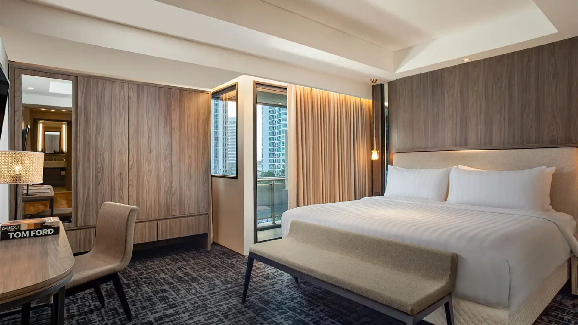 Oakwood Suites Kuningan – Well-Proportioned 2BR