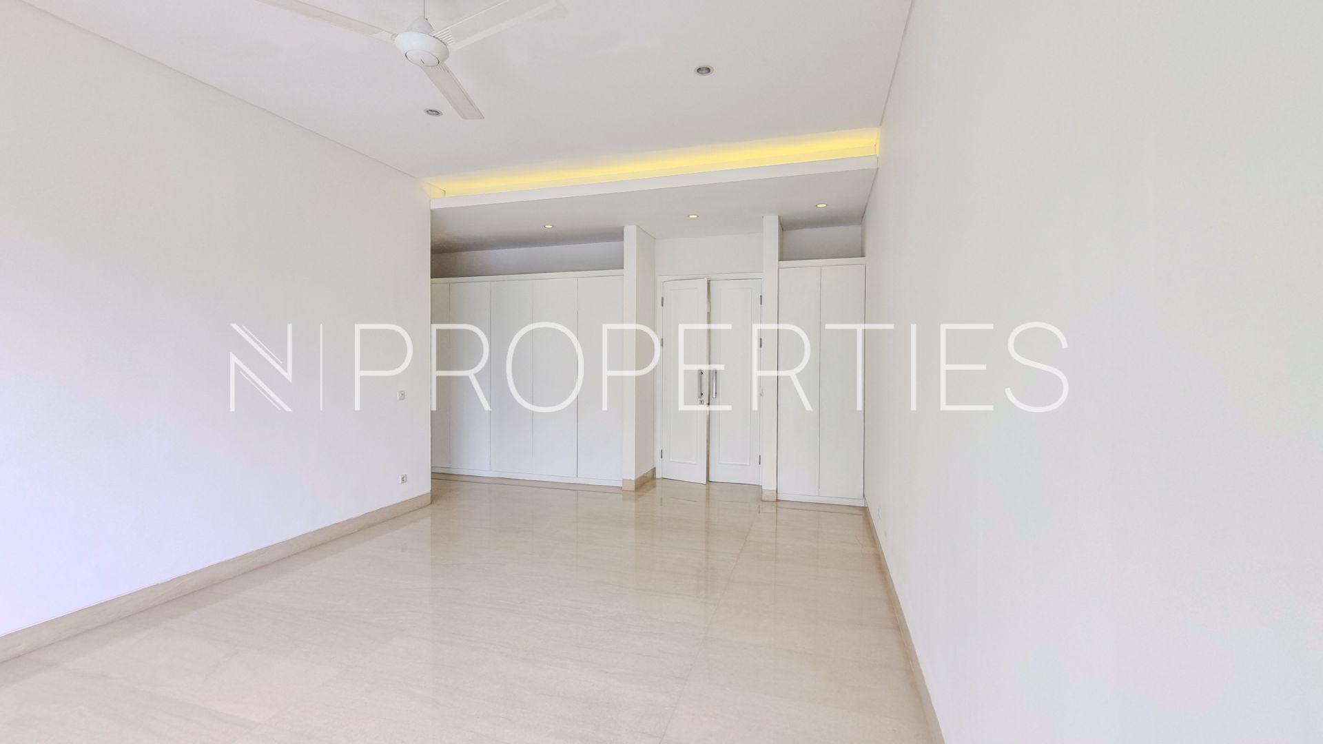 Functional 5BR Home at Pejaten