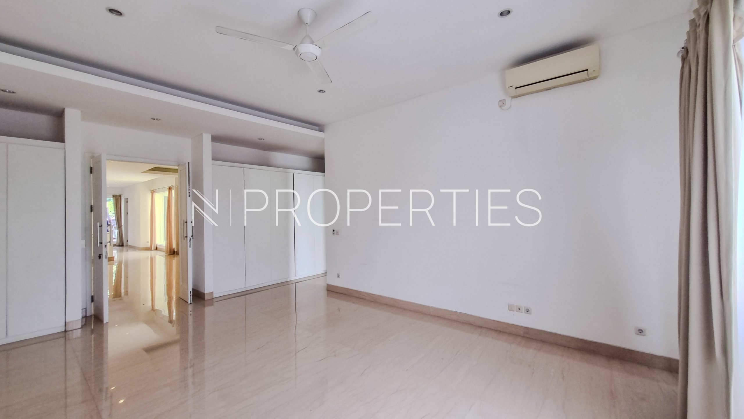 Well-Designed 4BR Home at Pejaten