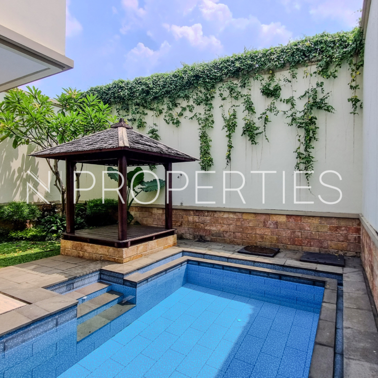 PEJATEN BARAT 2 KAV Y - POOL AND GAZEBO 2