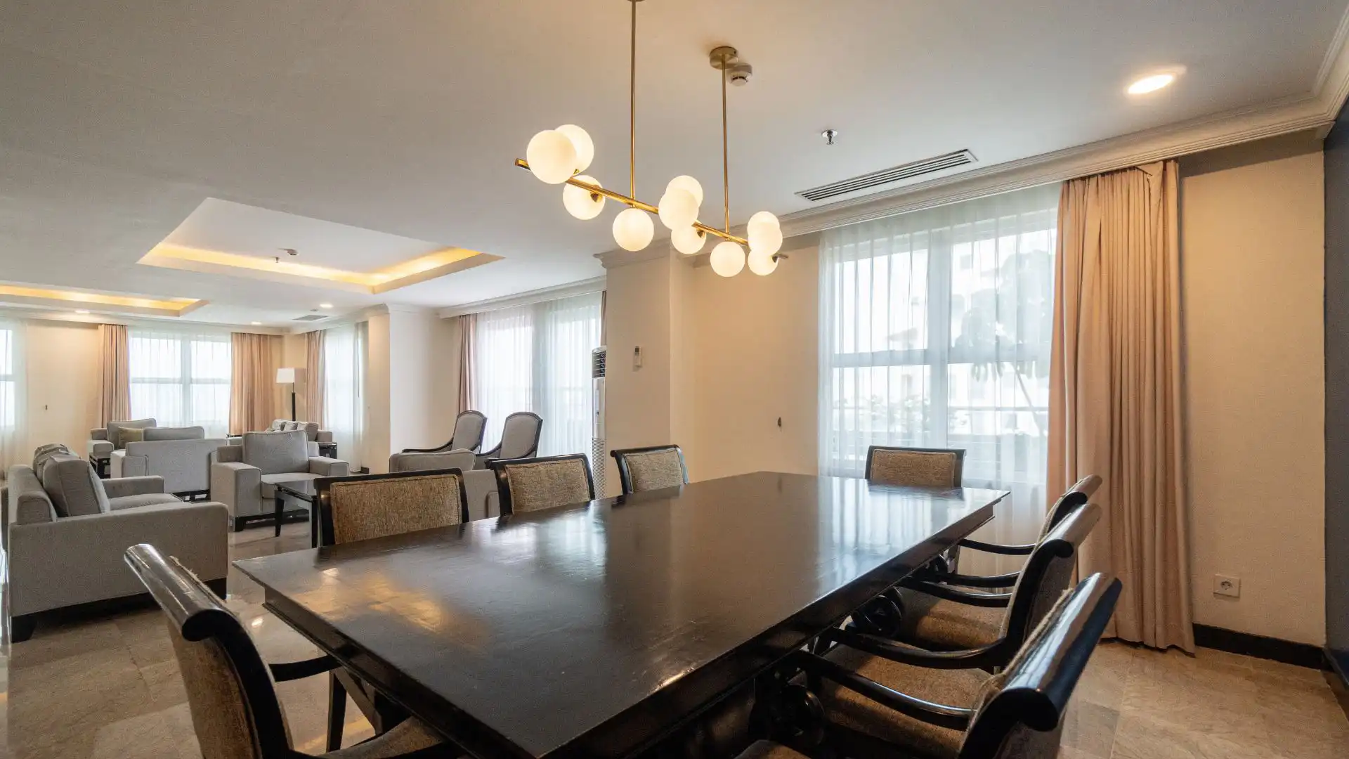 PIGA-3BR-DINING AREA(1) Pondok Indah Golf Apartment – Premium 3BR