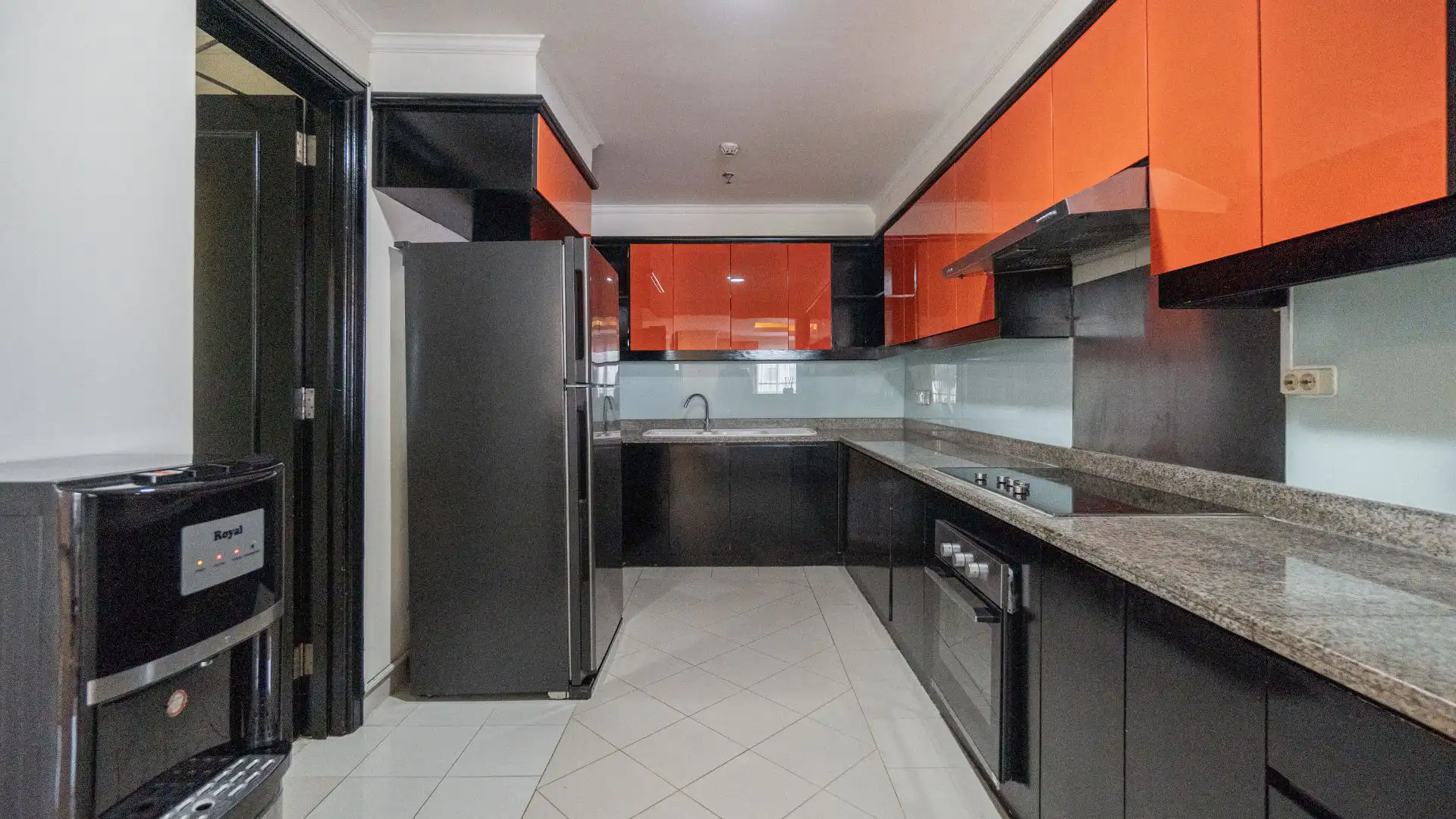 PIGA-3BR-KITCHEN AREA Pondok Indah Golf Apartment – Premium 3BR