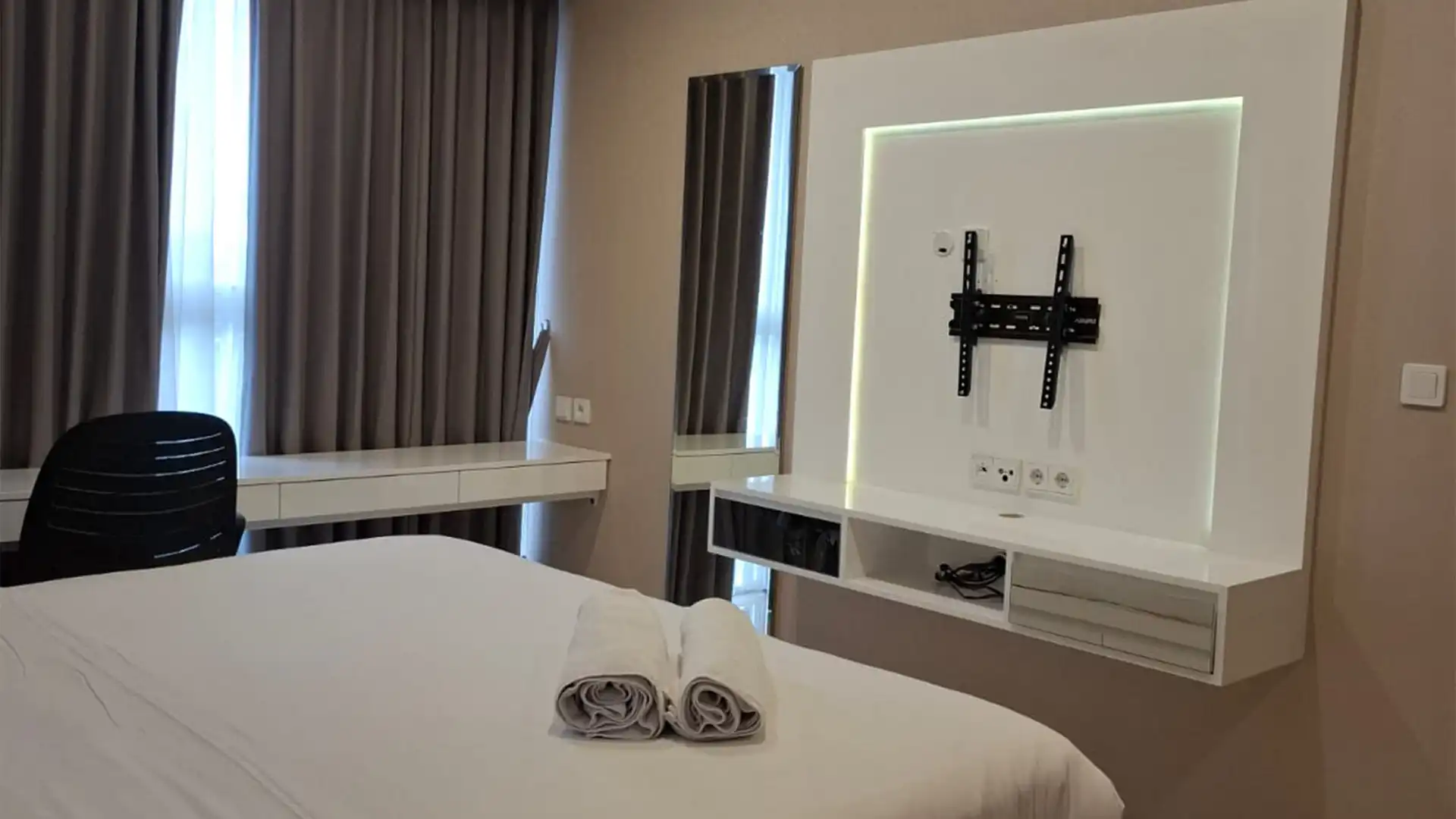 Pondok Indah Residence – Well-Balanced 2BR