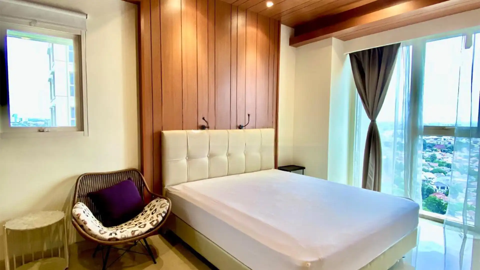 Luxury 2BR at Pondok Indah Residence