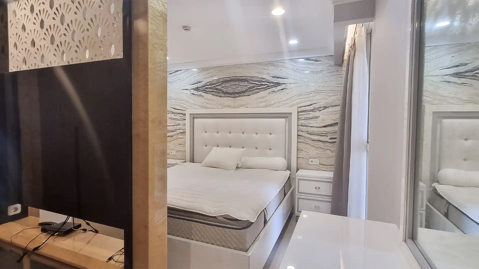 Pondok Indah Residence – Premium 3BR