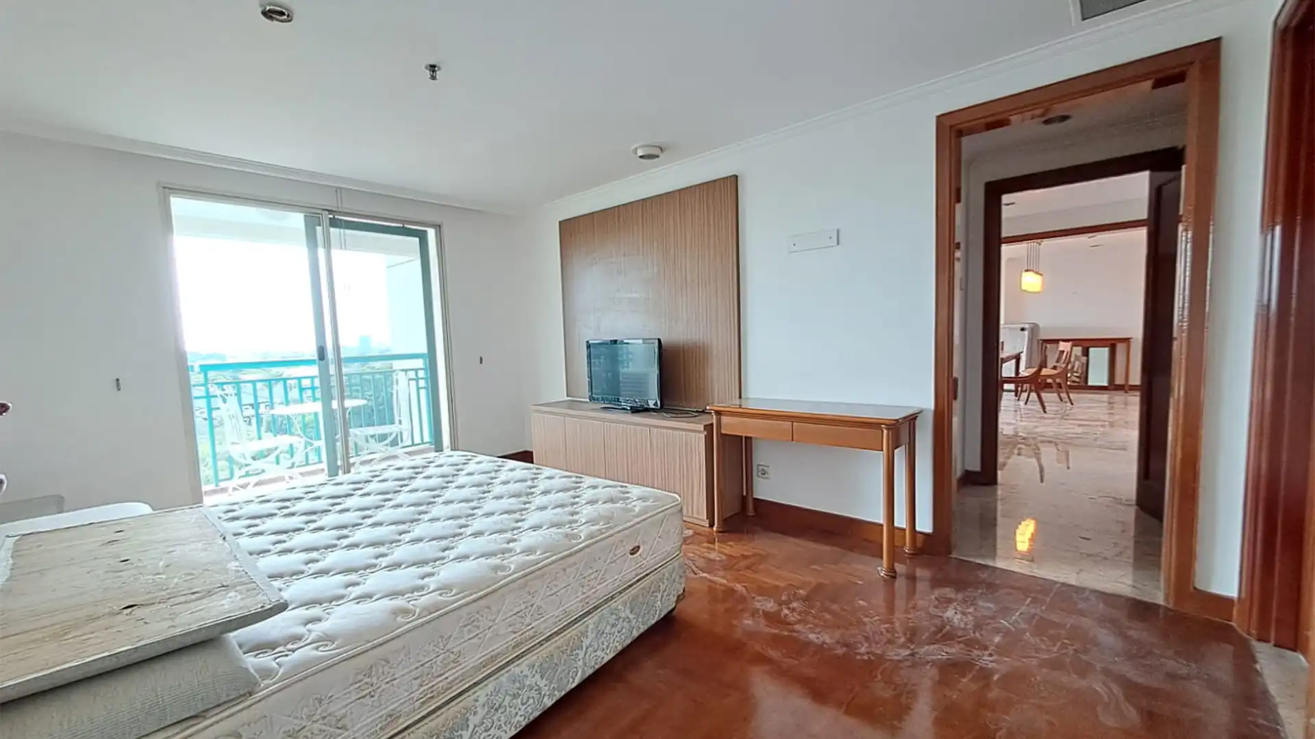 Pondok Indah Golf-3BR-Bedroom 2 Well-Sized 3BR – Pondok Indah Golf Apartment