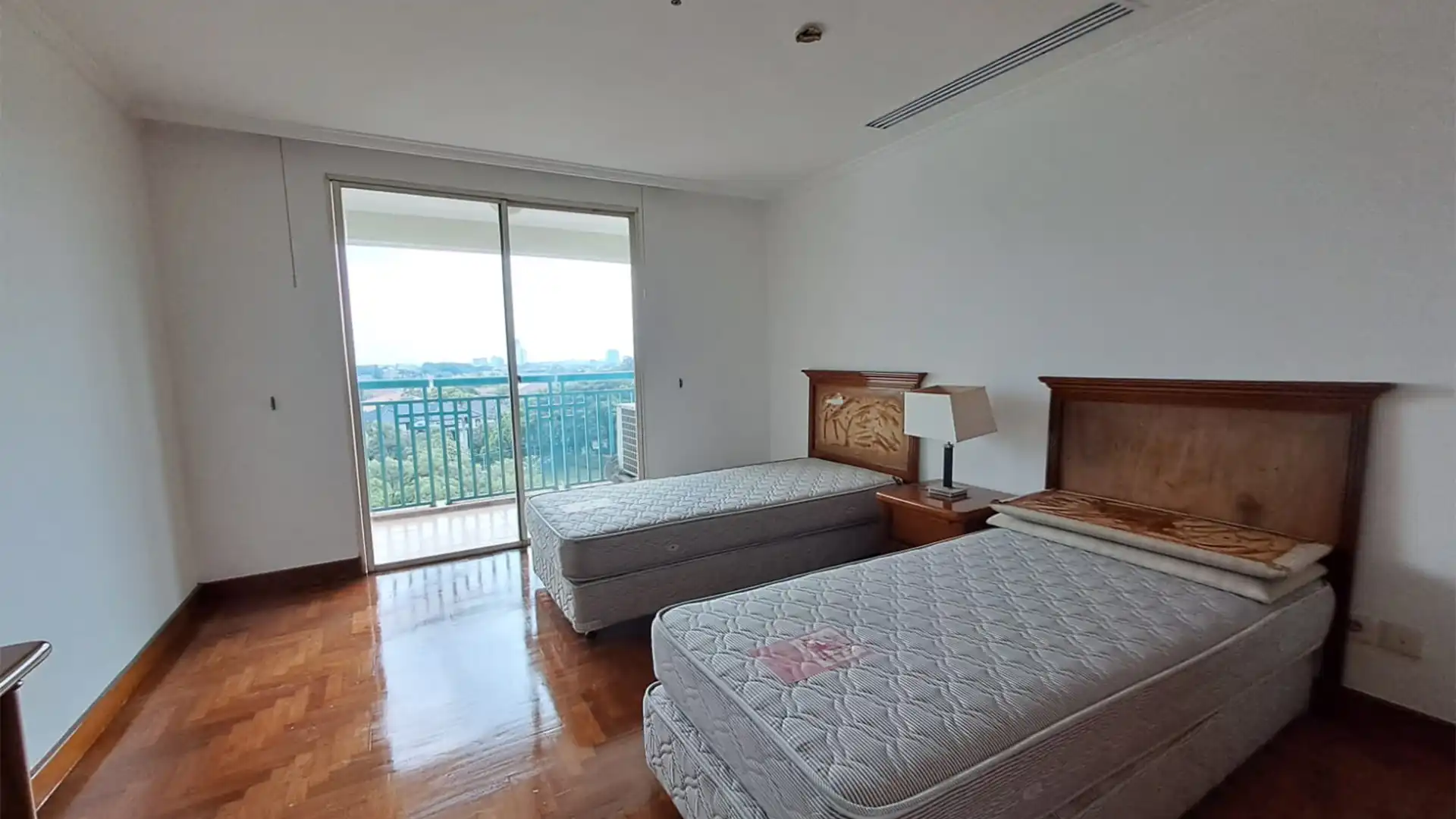 Pondok Indah Golf-3BR-Bedroom 3 Well-Sized 3BR – Pondok Indah Golf Apartment
