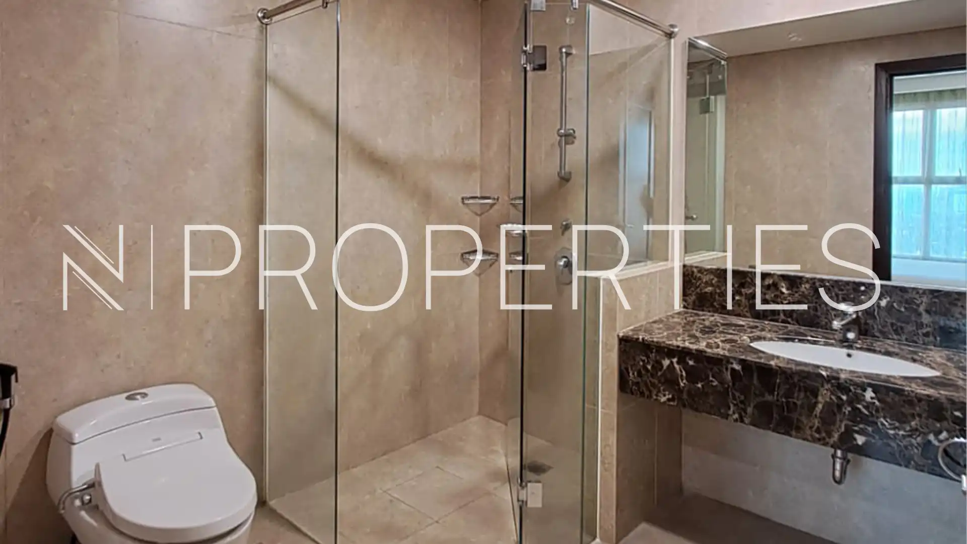 Pondok Indah Golf-4BR-Bathroom 2 Pondok Indah Golf Apartment – Large 4BR